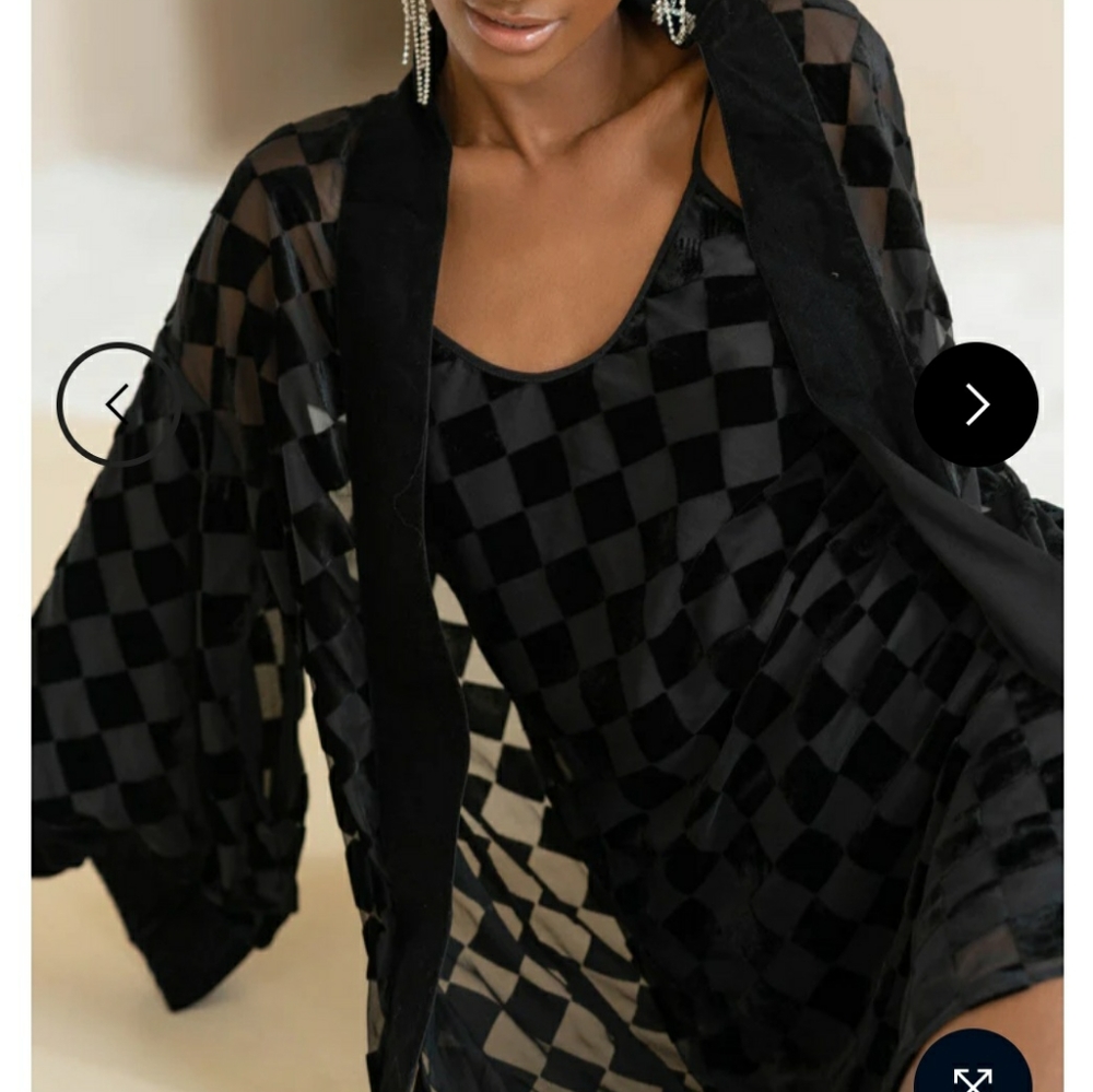 Days of Esme, black long checkered robe 🖤